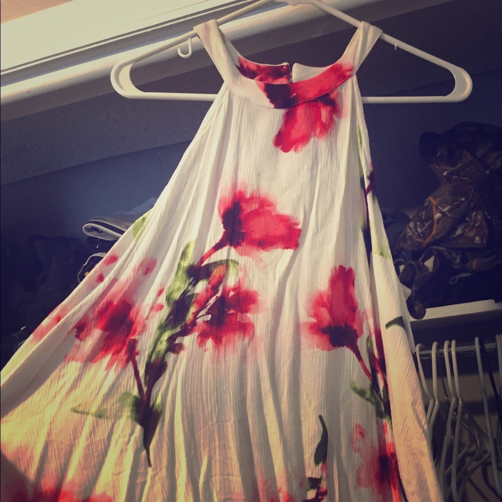 Flower top for summer very cute back